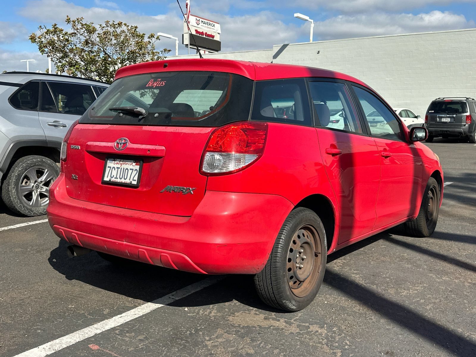 Used 2021 Toyota Corolla LE FWD image 3
