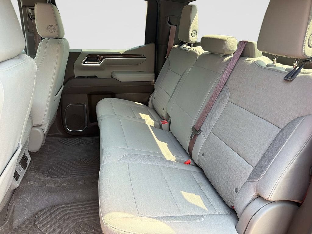 Used 2022 Chevrolet Silverado 1500 LT AWD/4WD image 14