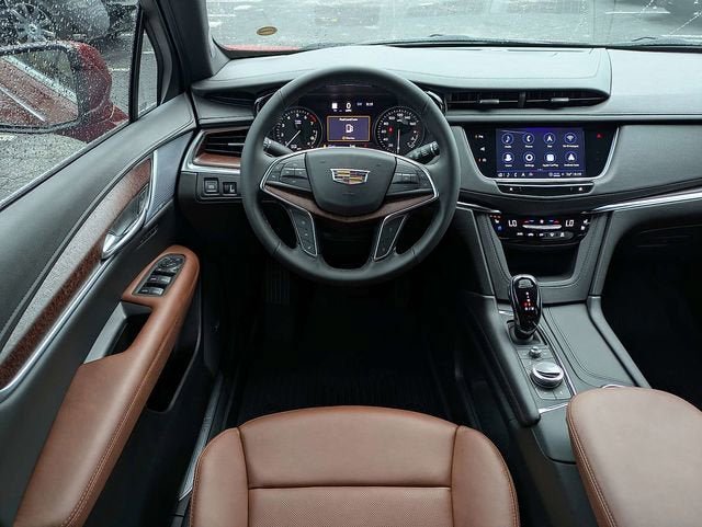 New 2026 Cadillac XT5 Premium Luxury w/ Driver Assist Package FWD image 17