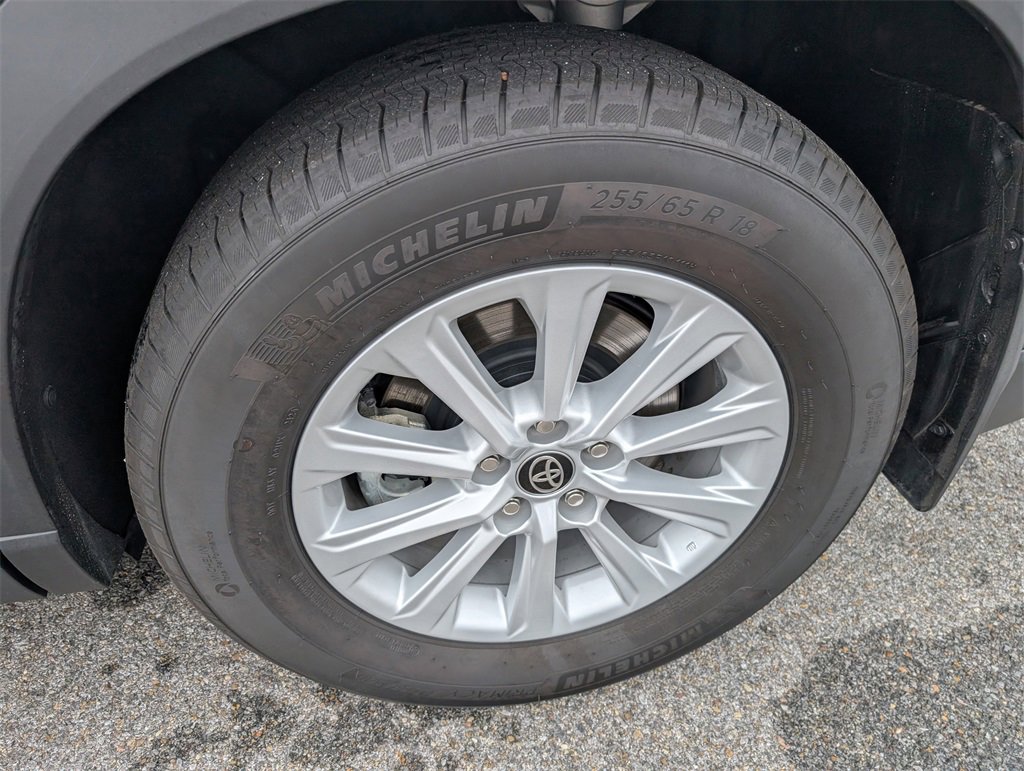 Used 2024 Toyota Grand Highlander XLE image 30