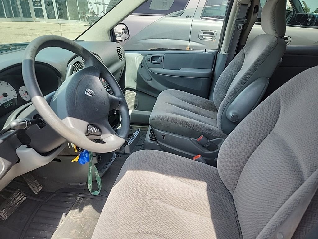 Used 2006 Dodge Caravan SXT w/ Popular Equipment Group I FWD image 13