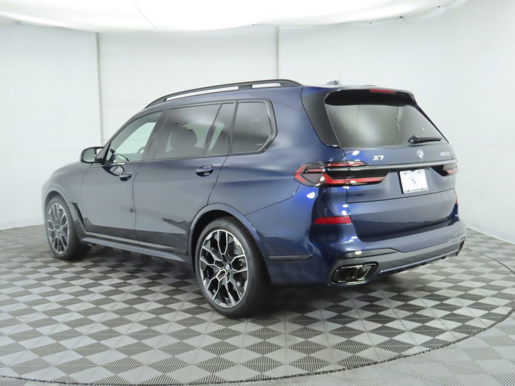 New 2026 BMW X7 M60i image 7