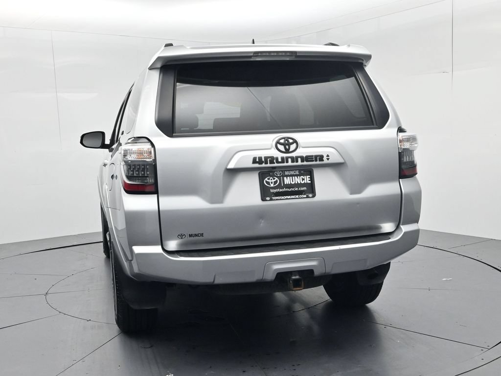 Used 2023 Toyota 4Runner SR5 AWD/4WD image 6