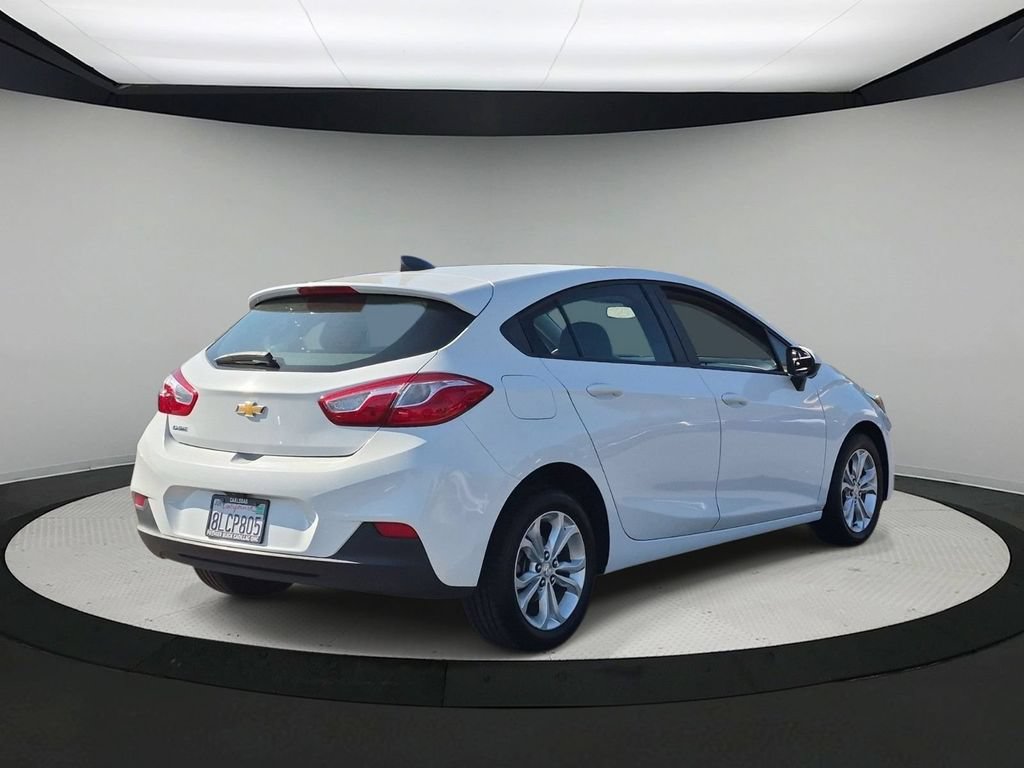 Certified 2019 Chevrolet Cruze LS w/ LS Convenience Package FWD image 9
