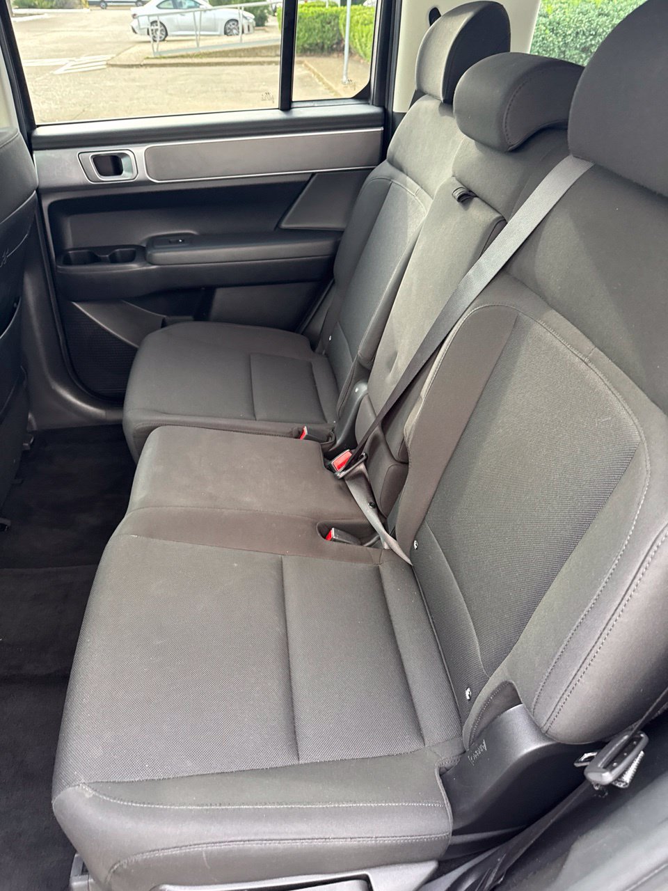 Used 2025 Hyundai Santa Fe SE AWD/4WD image 9
