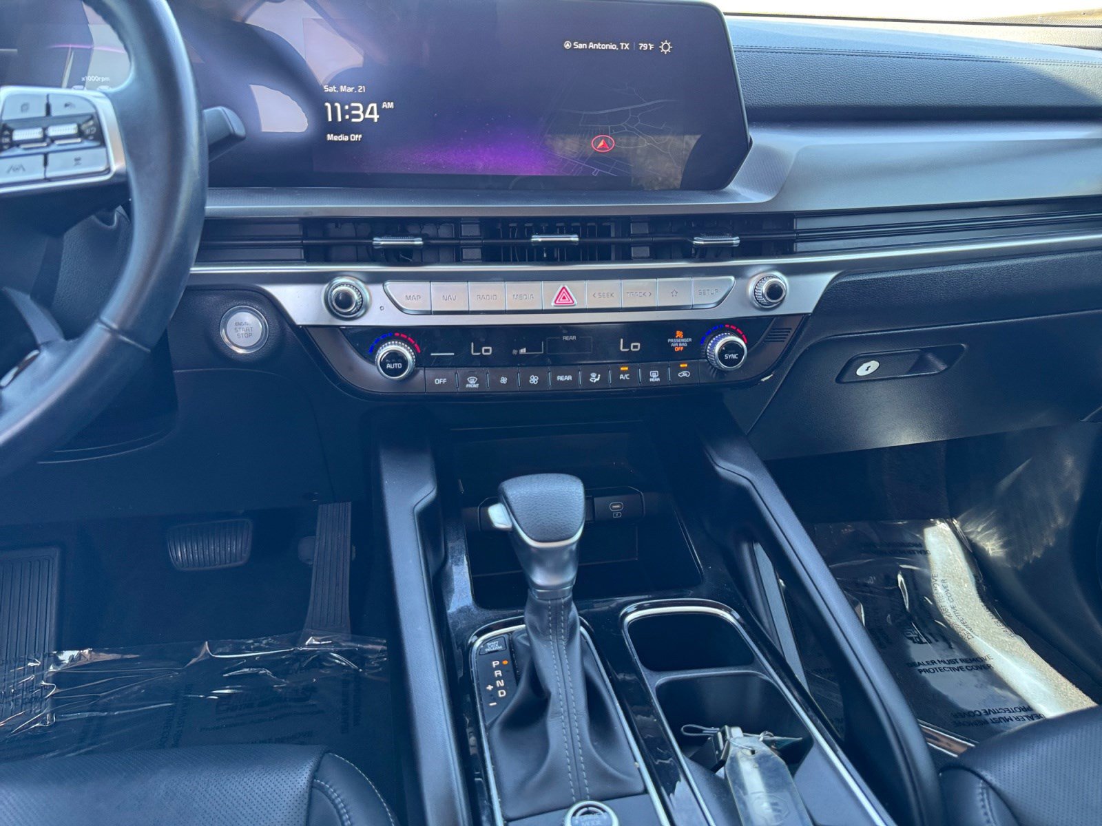 Used 2024 Kia Telluride LX image 11