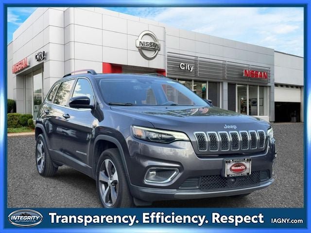 Used 2022 Jeep Cherokee Limited w/ Mopar Interior Package