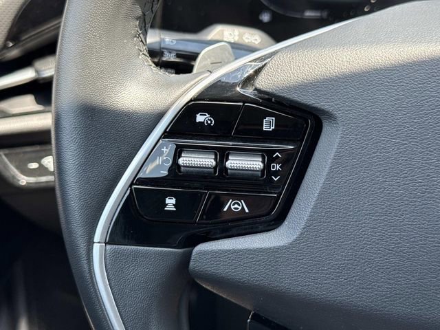 Used 2023 Kia Niro EX FWD image 24