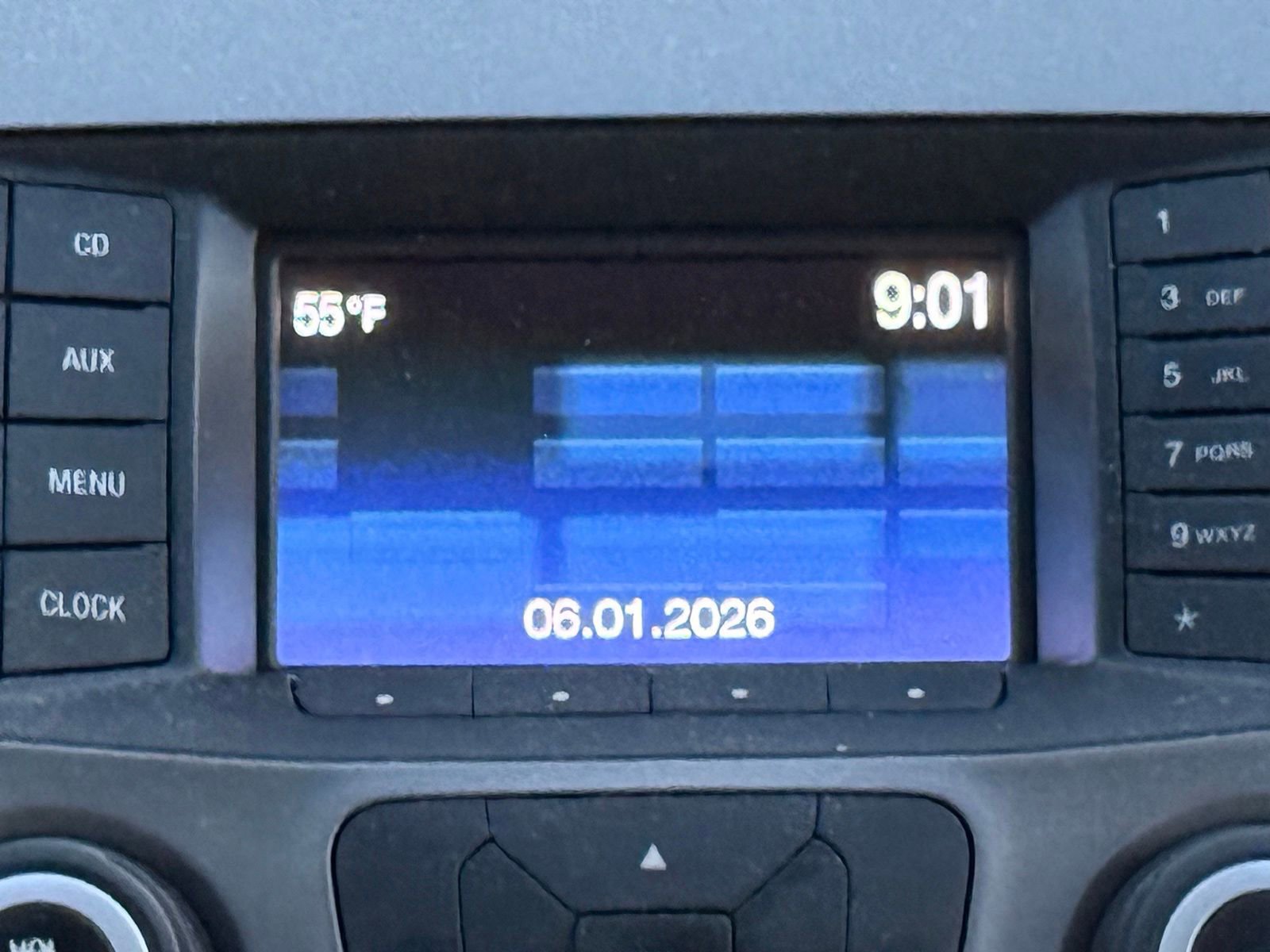 Used 2015 Ford Taurus SE FWD image 20