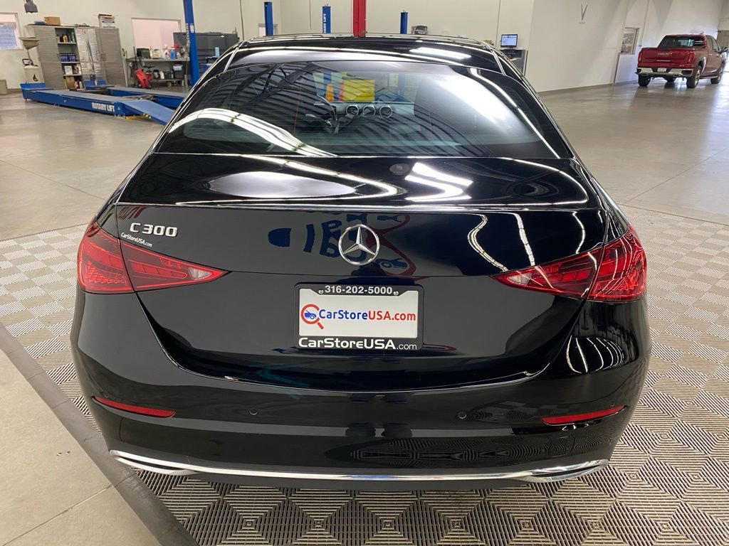 Used 2025 Mercedes-Benz C 300 Sedan image 9