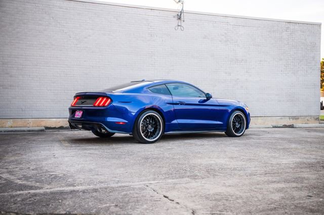 Used 2016 Ford Mustang Premium RWD image 38