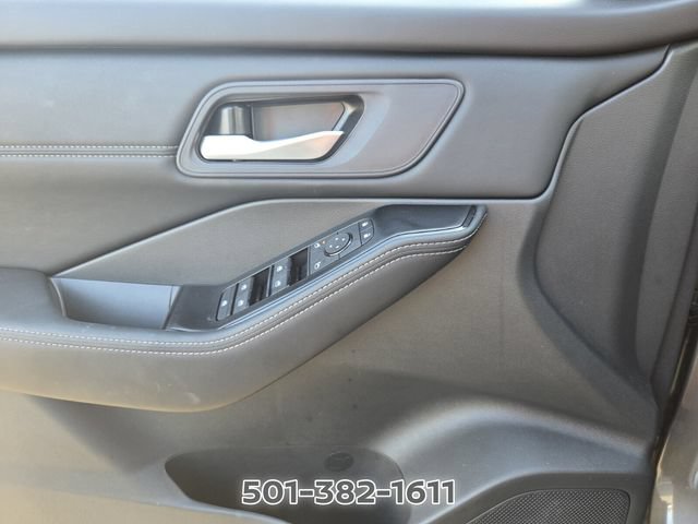 Used 2026 Nissan Rogue Dark Armor FWD image 28