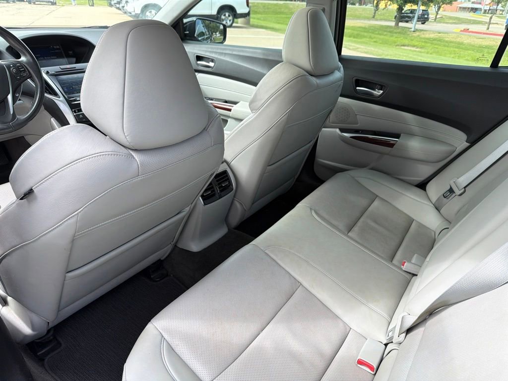 Used 2016 Acura TLX w/ Technology Package FWD image 31