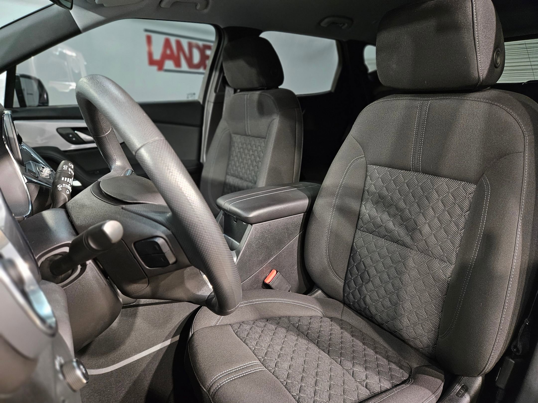 Used 2022 Chevrolet Blazer LT image 23