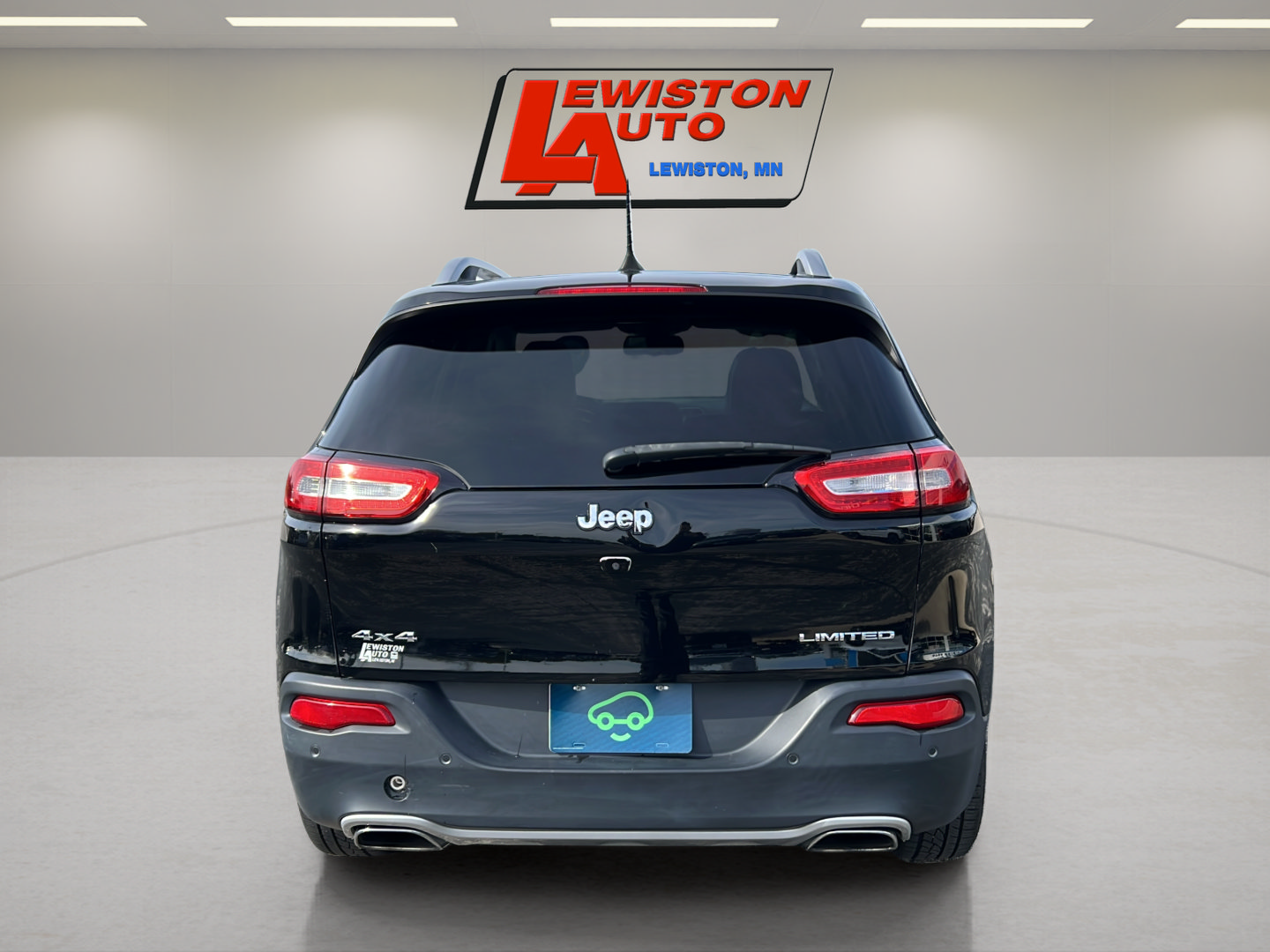 Used 2018 Jeep Cherokee Limited AWD/4WD image 12