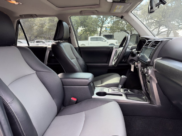 Used 2016 Toyota 4Runner SR5 RWD image 14