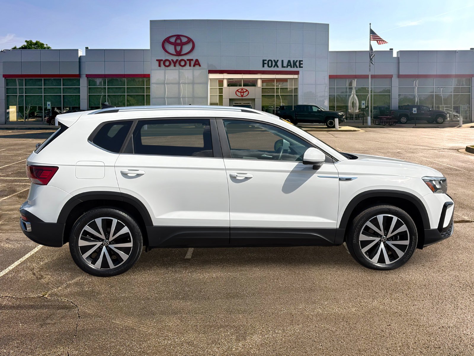 Used 2022 Volkswagen Taos SE AWD/4WD image 6