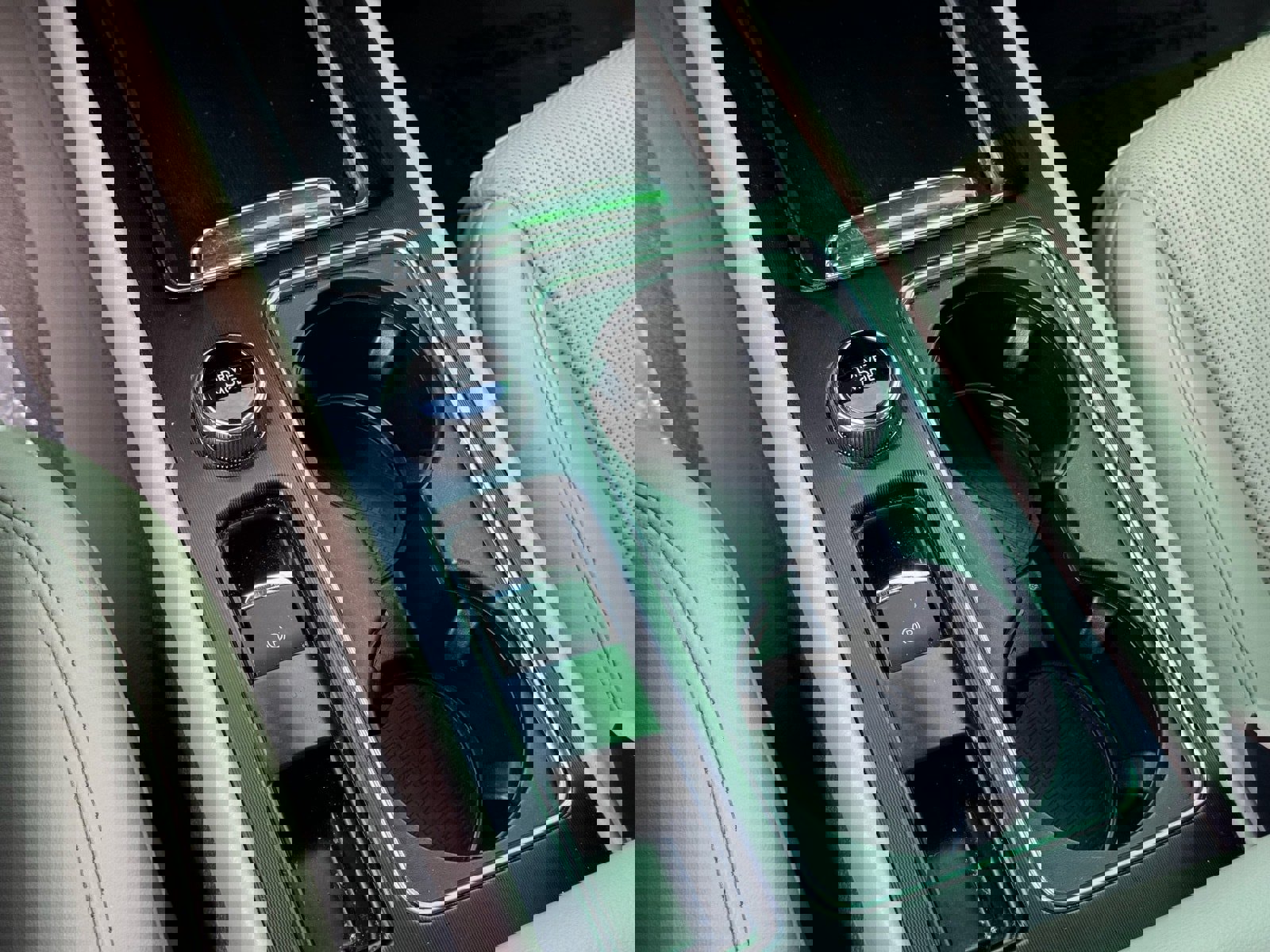 Used 2024 Lincoln Corsair Reserve w/ Equipment Group 201A image 31