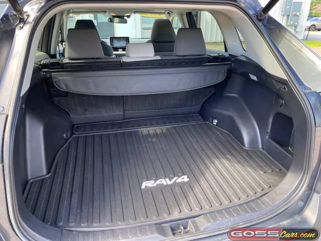 Used 2019 Toyota RAV4 XLE w/ Convenience Package AWD/4WD image 8