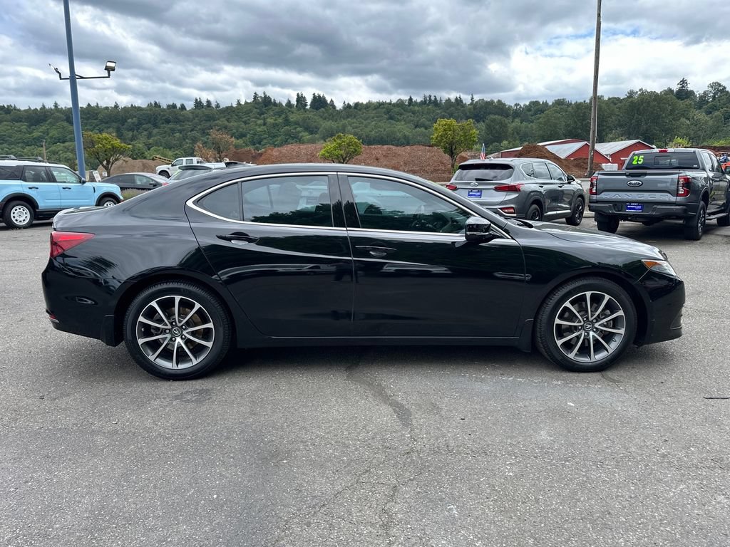 Used 2017 Acura TLX w/ Technology Package FWD image 8