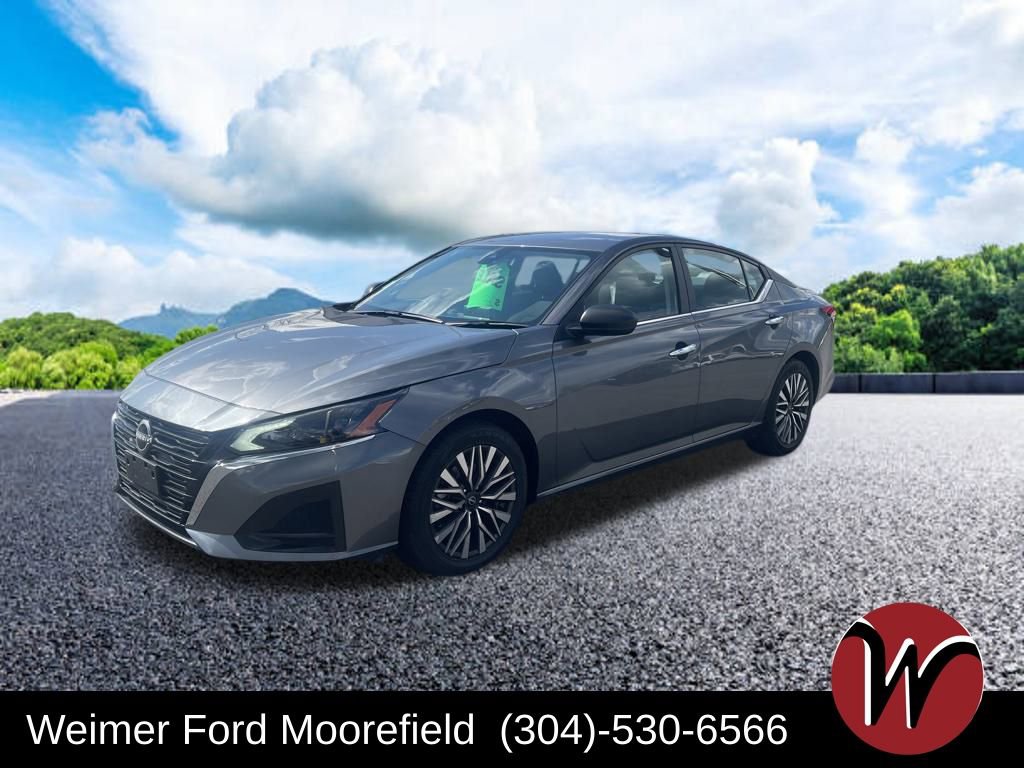 Used 2024 Nissan Altima 2.5 SV