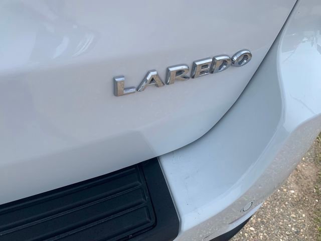 Used 2021 Jeep Grand Cherokee Laredo image 24