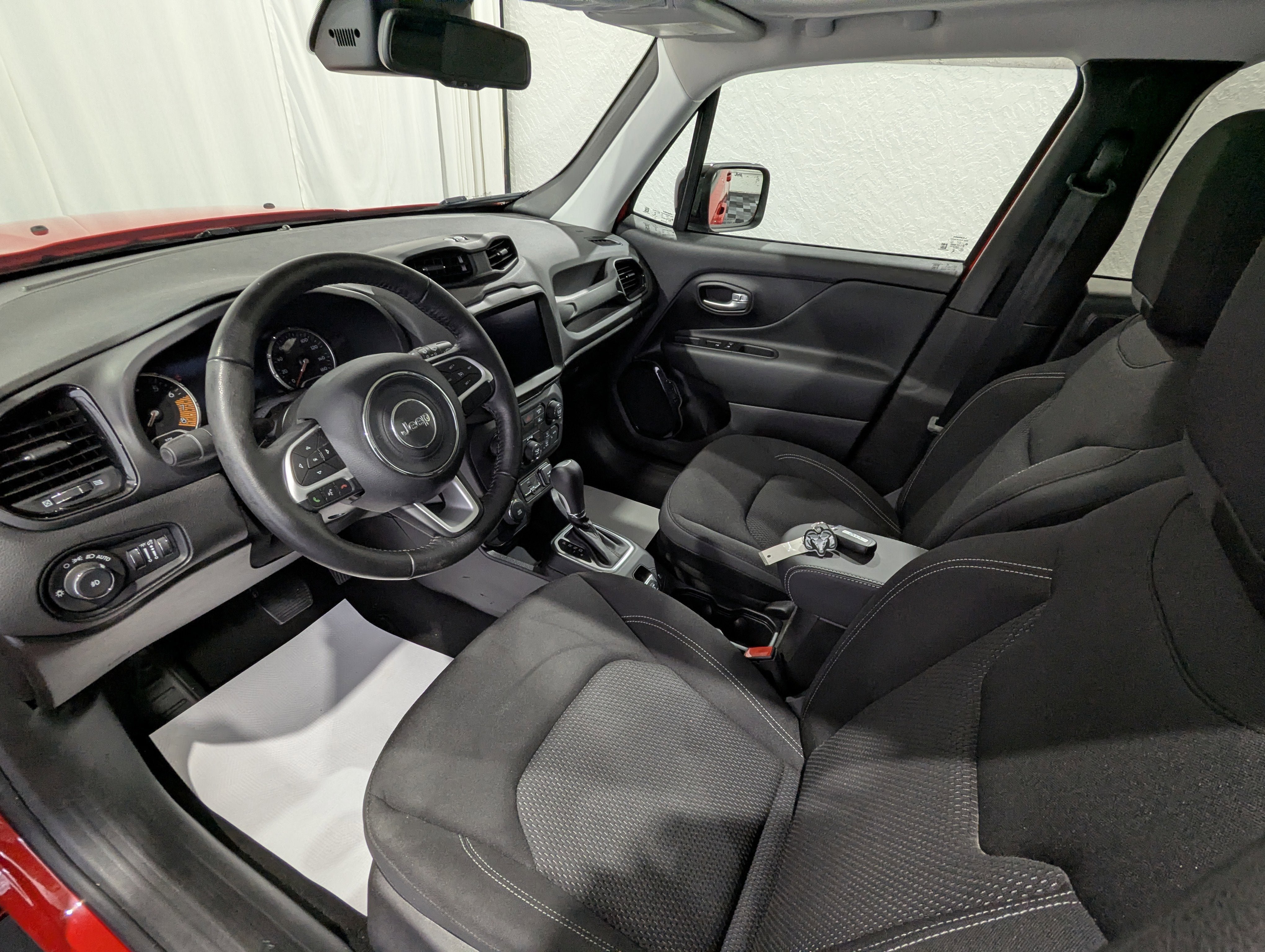 Used 2023 Jeep Renegade Altitude w/ Sun/Sound Group image 12