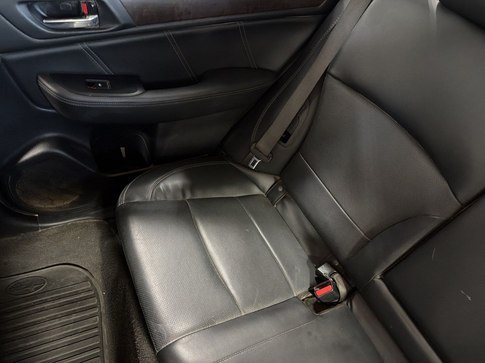 Used 2019 Subaru Outback 2.5i Limited AWD/4WD image 12