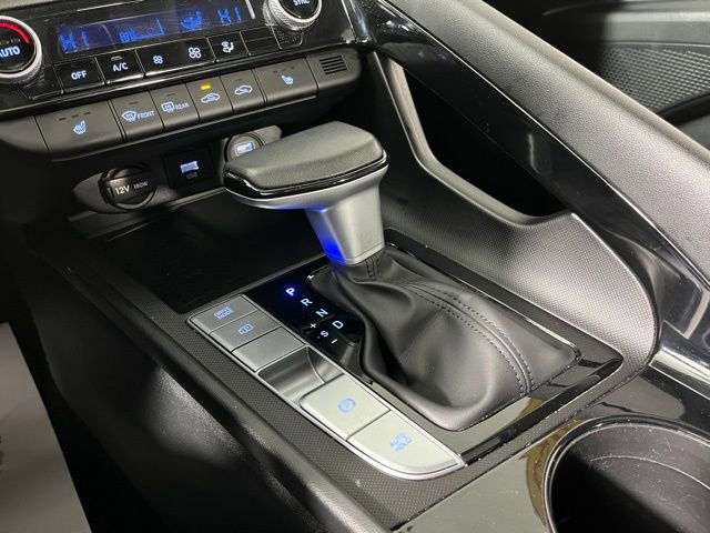 Used 2023 Hyundai Elantra Limited image 35