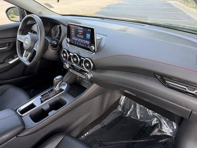 Used 2025 Nissan Sentra SR w/ SR Premium Package FWD image 33