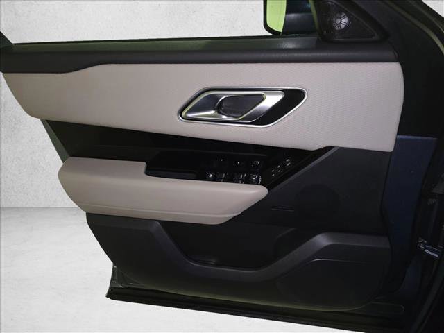 Certified 2020 Land Rover Range Rover Velar R-Dynamic S image 27