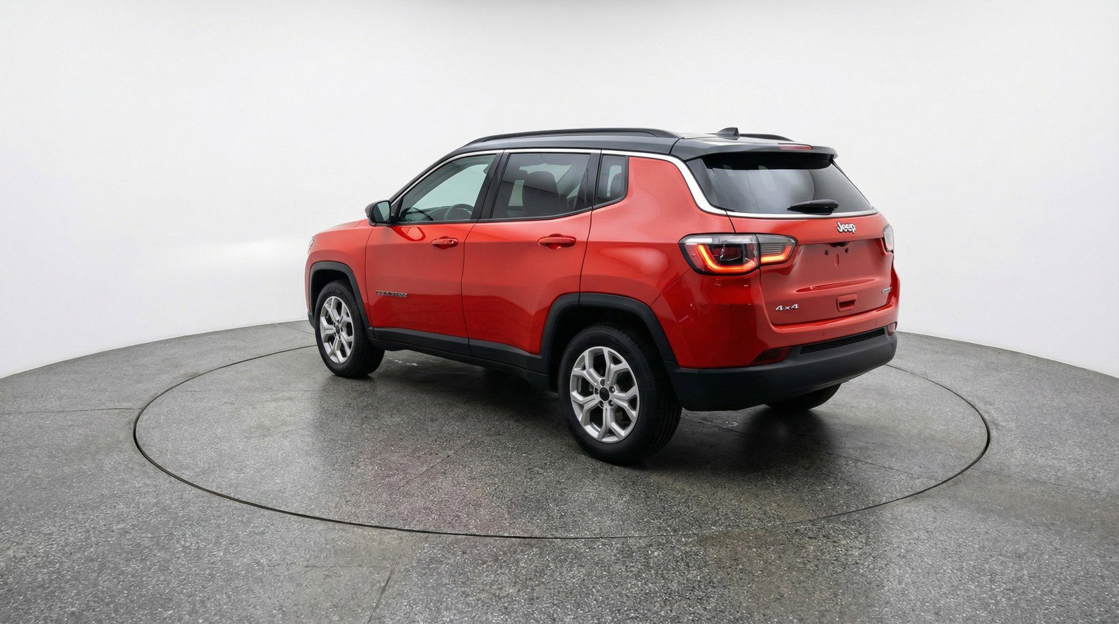 Used 2025 Jeep Compass Latitude image 6