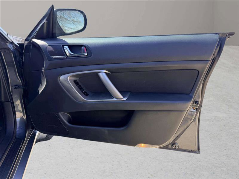 Used 2009 Subaru Outback 2.5i Special Edition w/ Popular Equipment Group 2A image 26