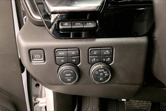 Used 2023 Chevrolet Silverado 1500 High Country w/ High Country Premium Package image 38
