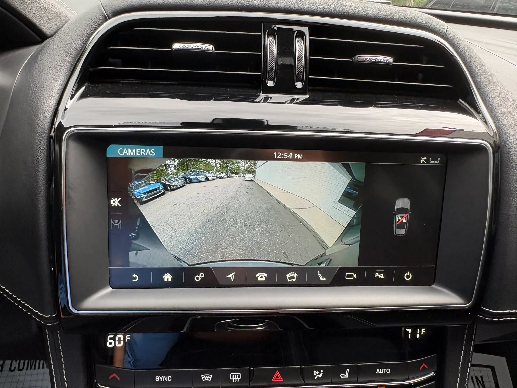 Used 2020 Jaguar F-PACE R-Sport AWD/4WD image 44