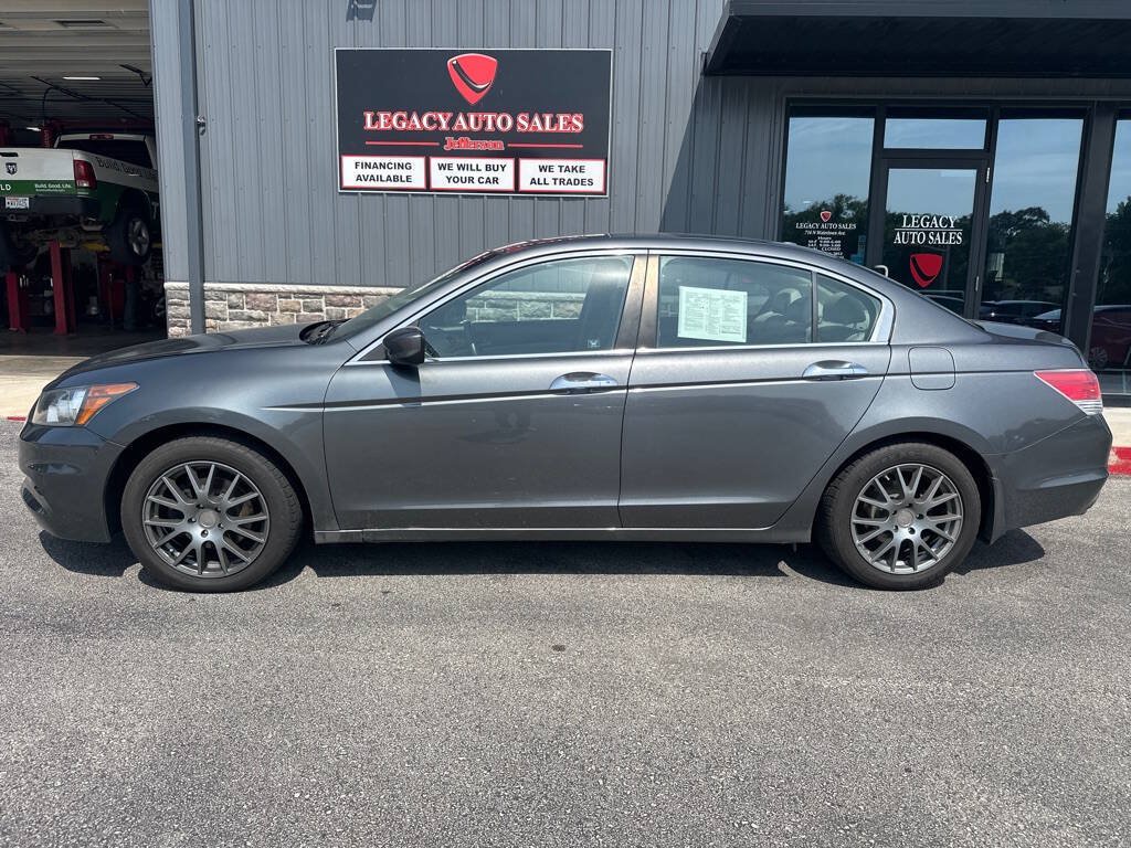 Used 2011 Honda Accord EX-L image 2