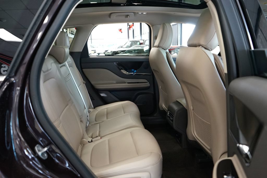 Used 2023 Lincoln Corsair Reserve w/ Equipment Group 201A AWD/4WD image 13