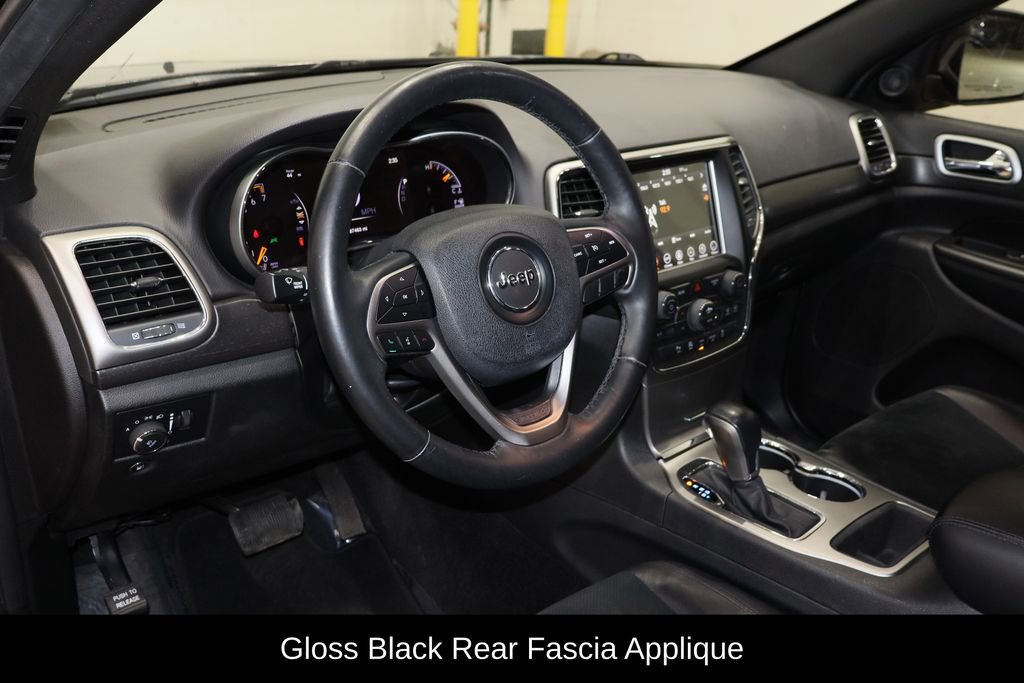 Used 2018 Jeep Grand Cherokee Altitude image 24