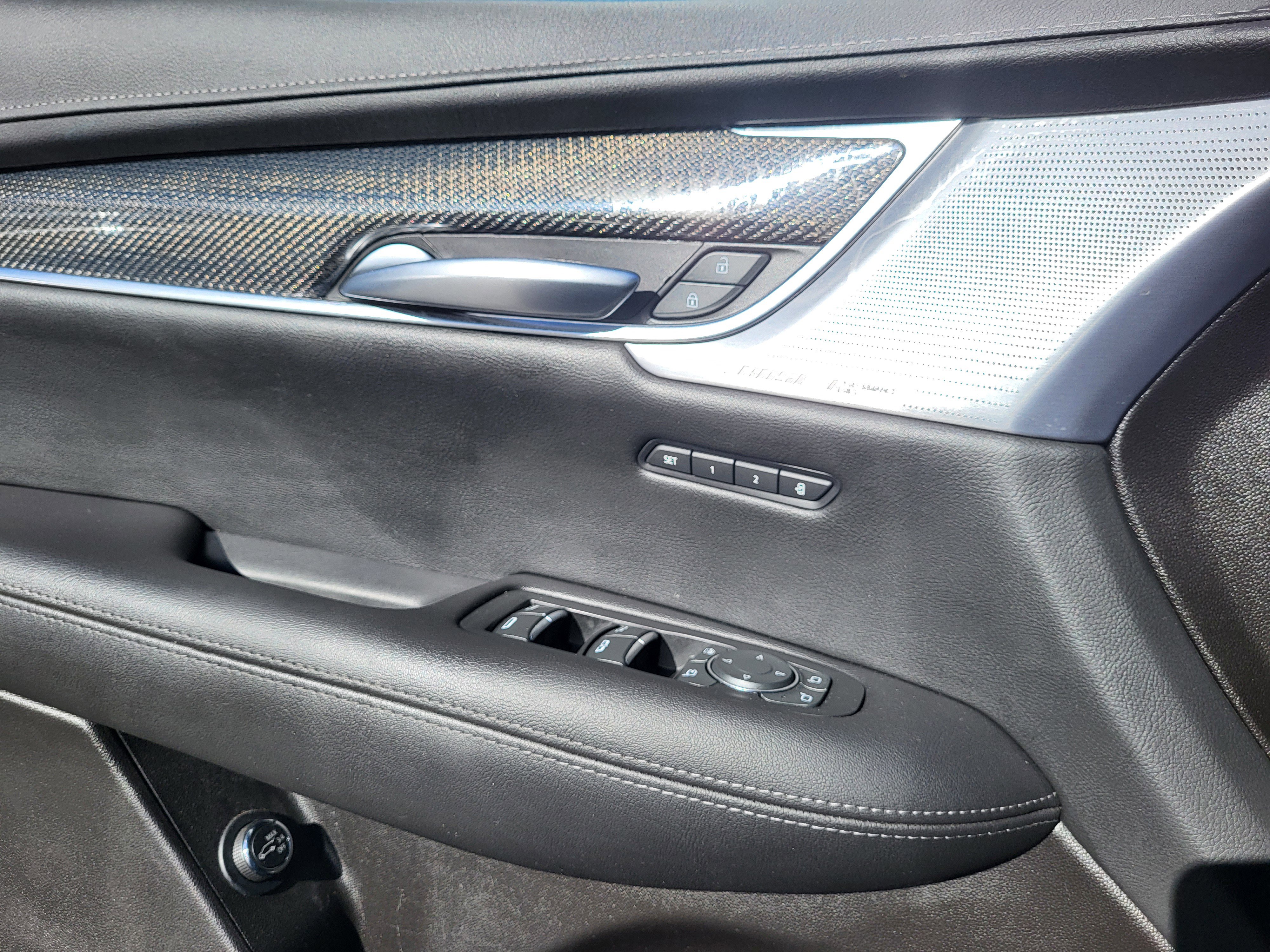 Used 2023 Cadillac XT5 Sportv w/ Technology Package image 11