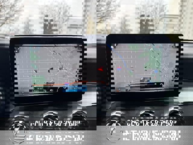 Used 2021 Mercedes-Benz GLC 300 4MATIC image 15