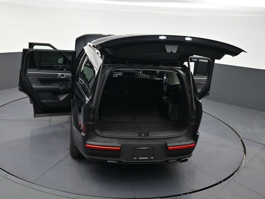 Used 2025 Hyundai Santa Fe SEL AWD/4WD image 32