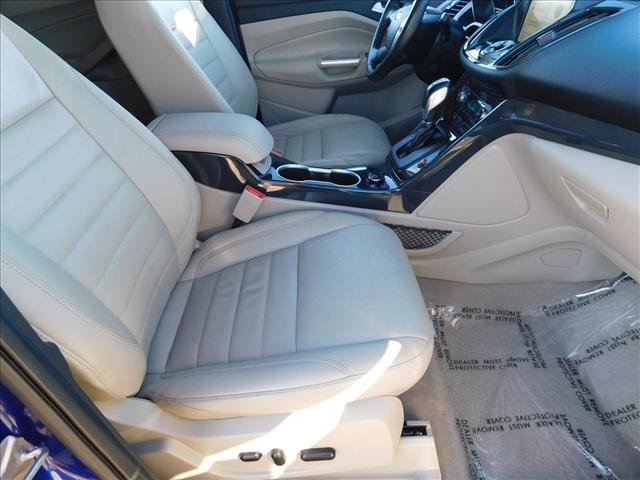 Used 2016 Ford Escape Titanium AWD/4WD image 28