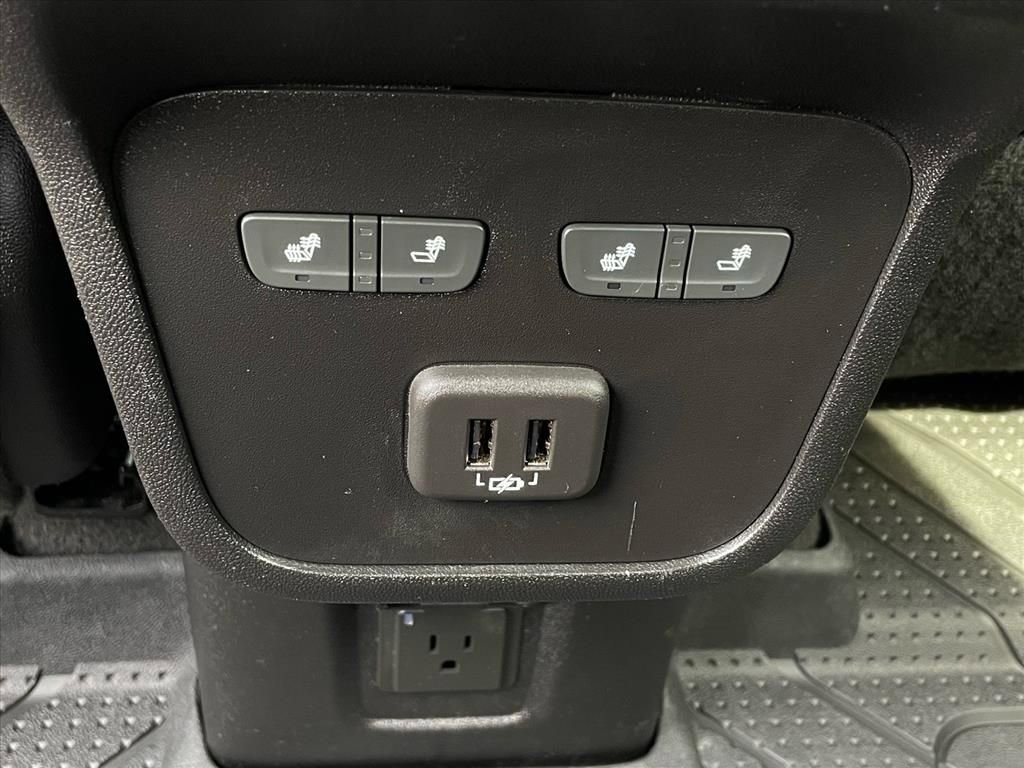 Used 2019 Chevrolet Equinox Premier image 24