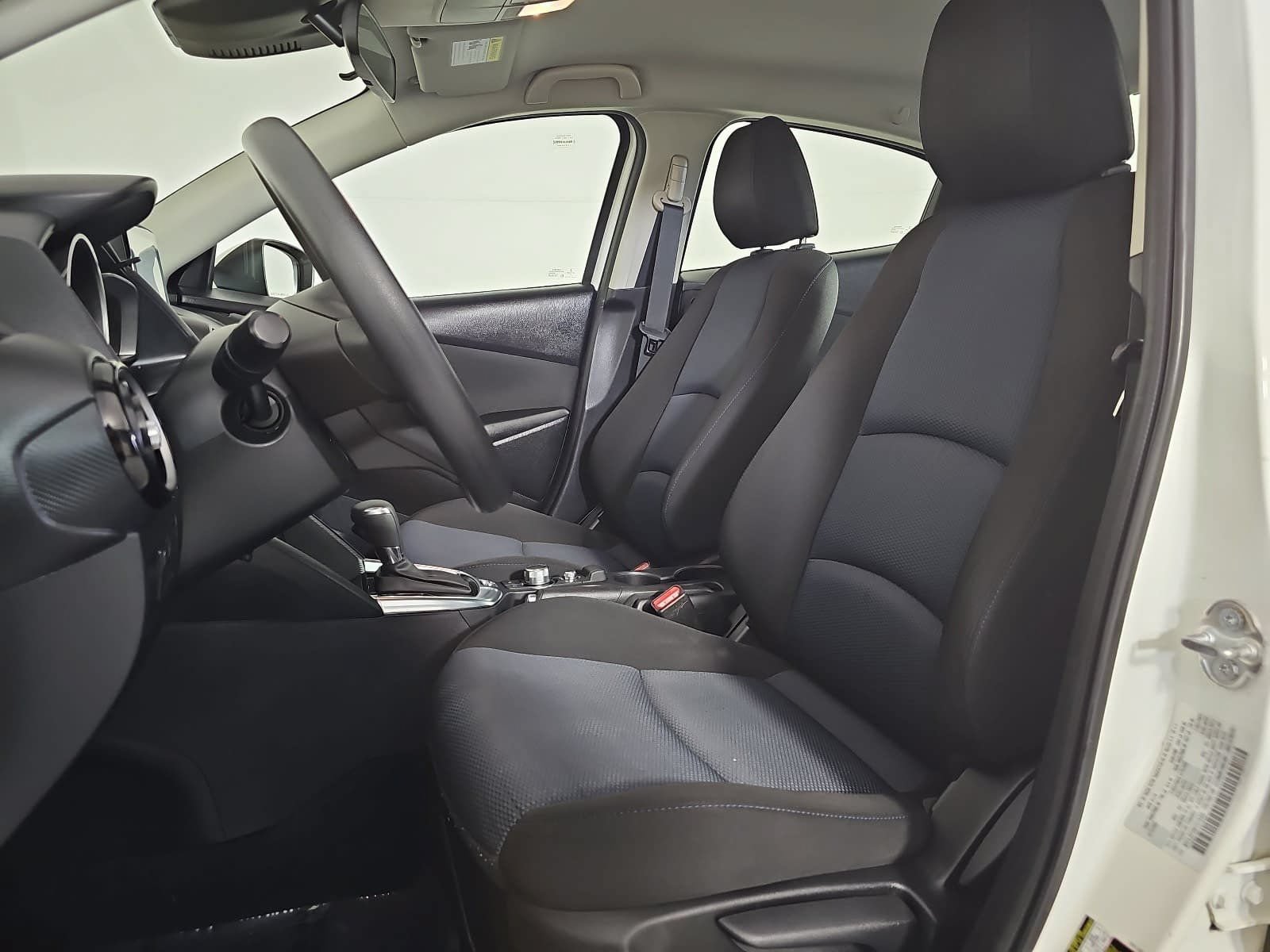 Used 2019 Toyota Yaris LE FWD image 14
