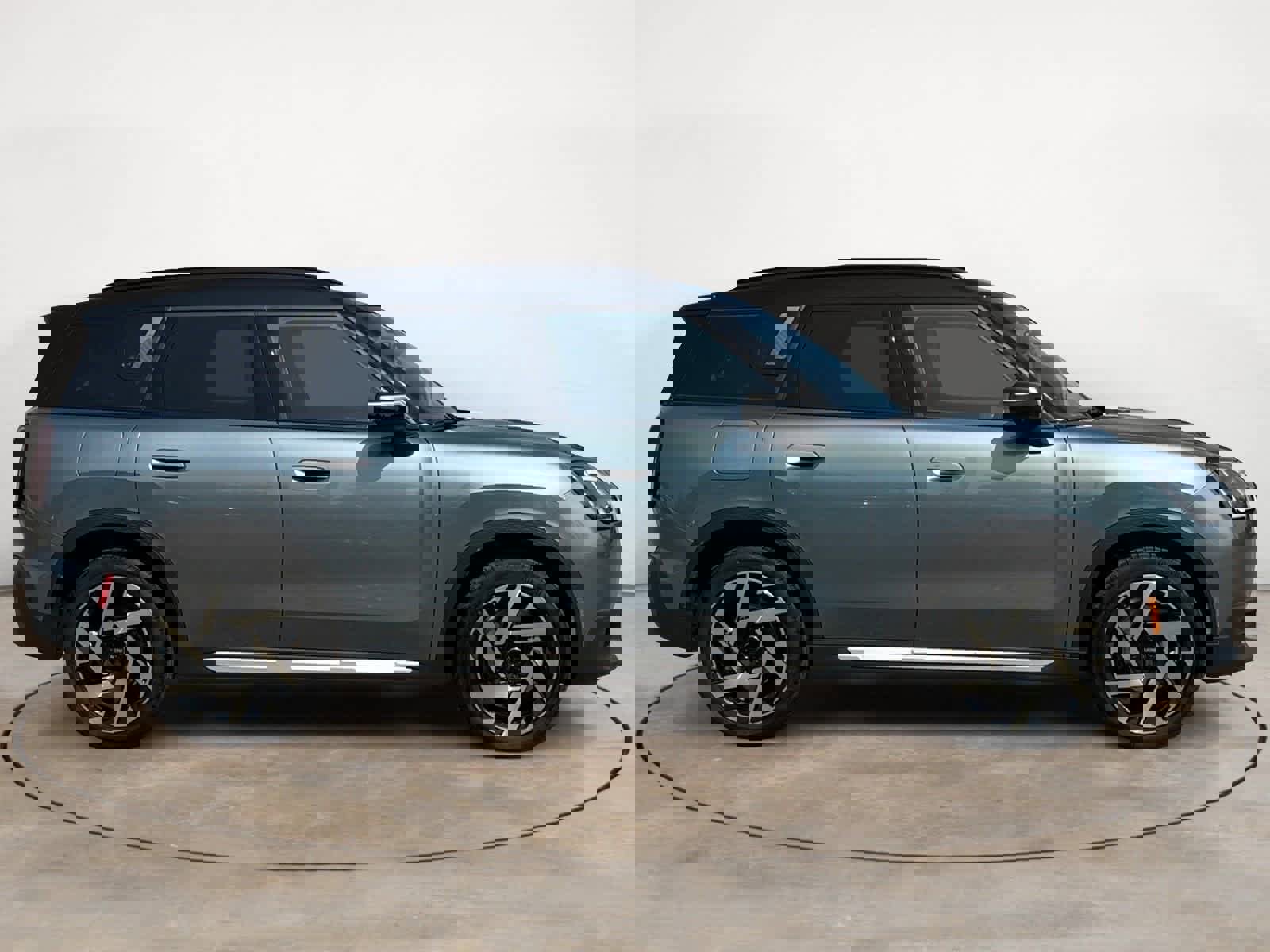 New 2025 MINI Cooper Countryman S w/ Comfort Package Max image 2