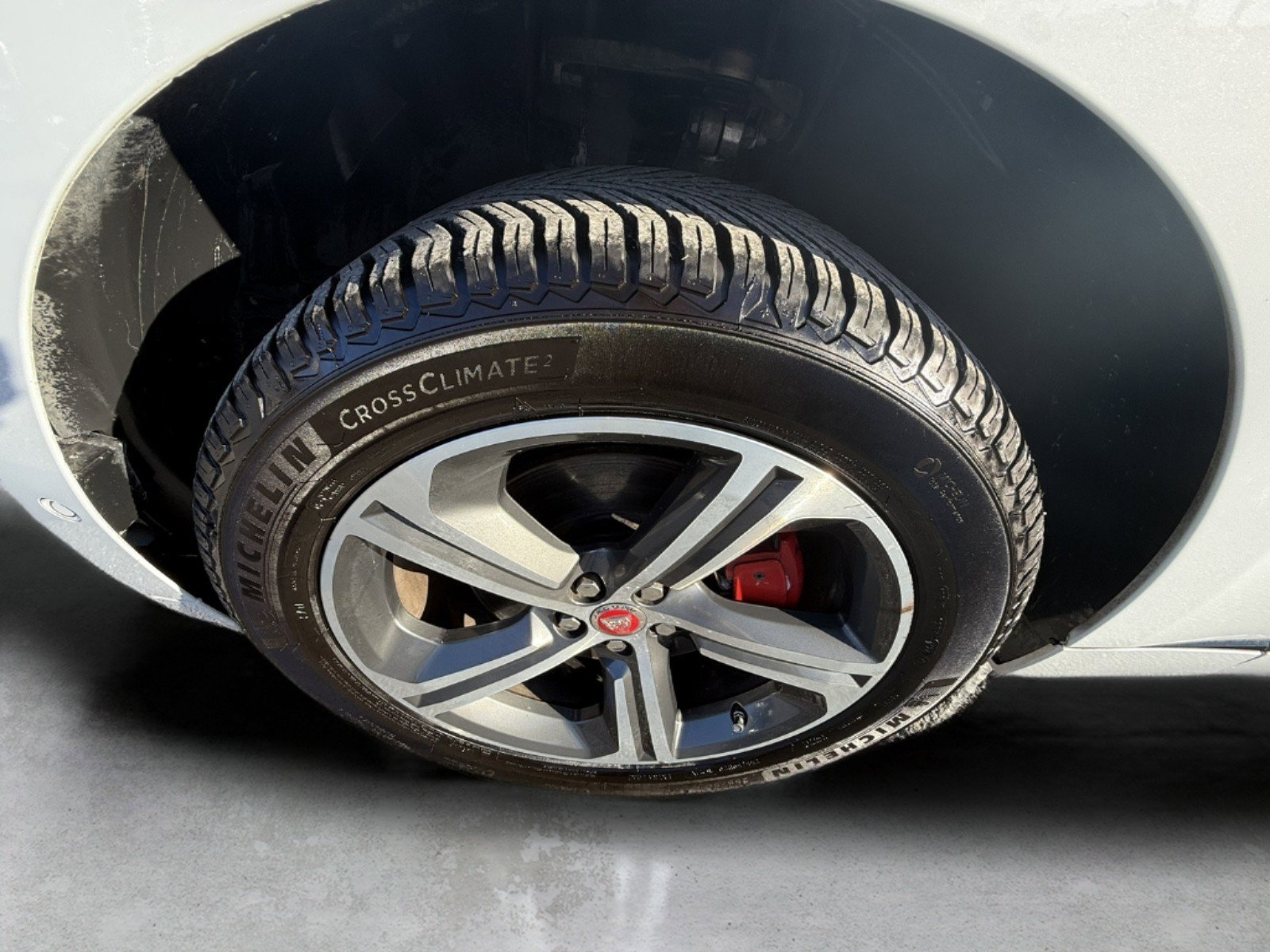 Used 2017 Jaguar F-PACE S image 13