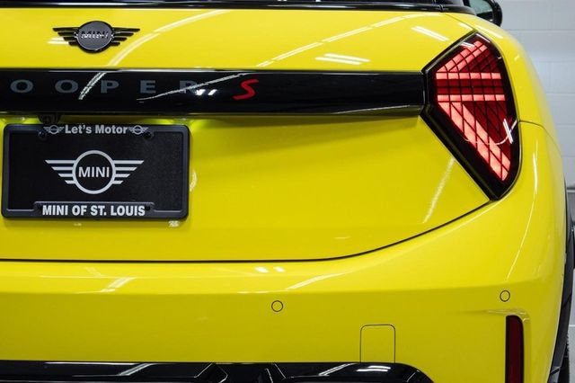 New 2026 MINI Cooper S FWD image 7