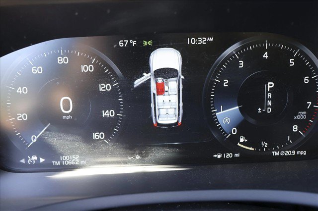 Used 2018 Volvo XC90 T6 Momentum w/ Convenience Package AWD/4WD image 13