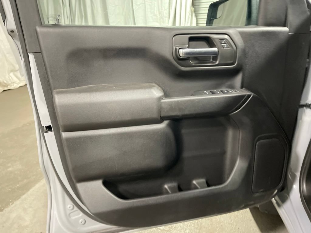 Used 2024 Chevrolet Silverado 1500 Custom AWD/4WD image 25