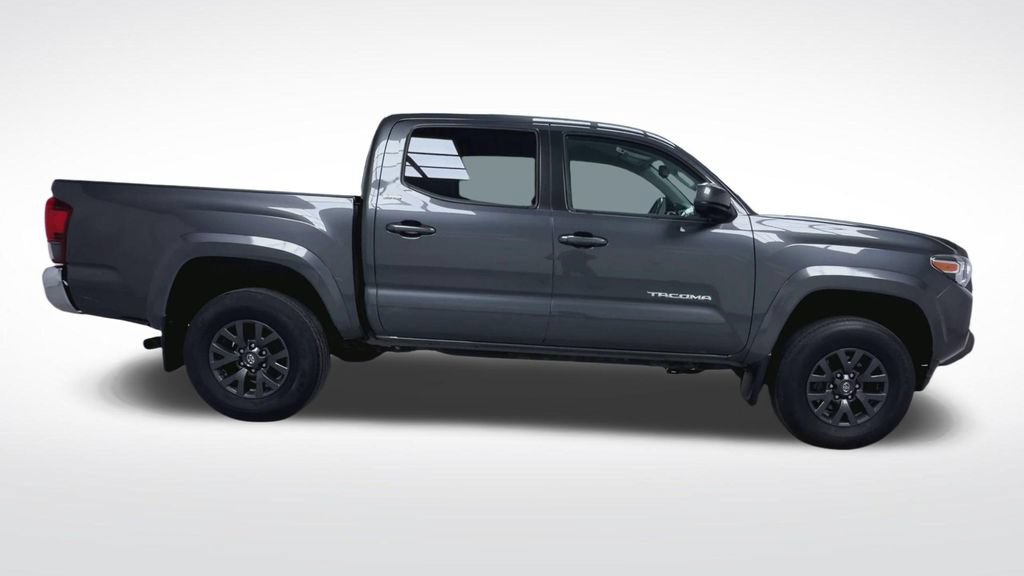 Certified 2023 Toyota Tacoma SR5 AWD/4WD image 24
